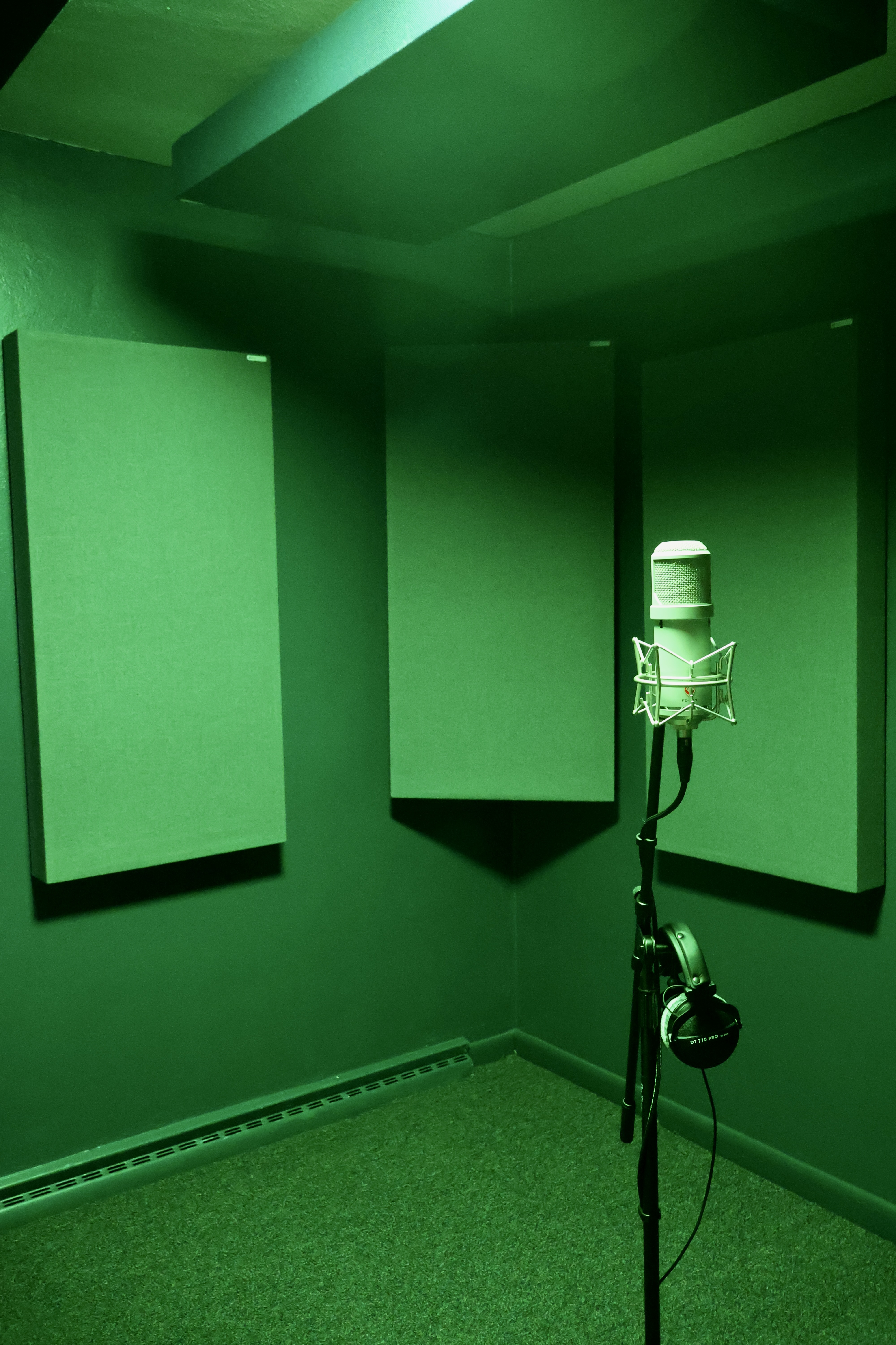 Green-lit recording microphone in FutureWave Studio