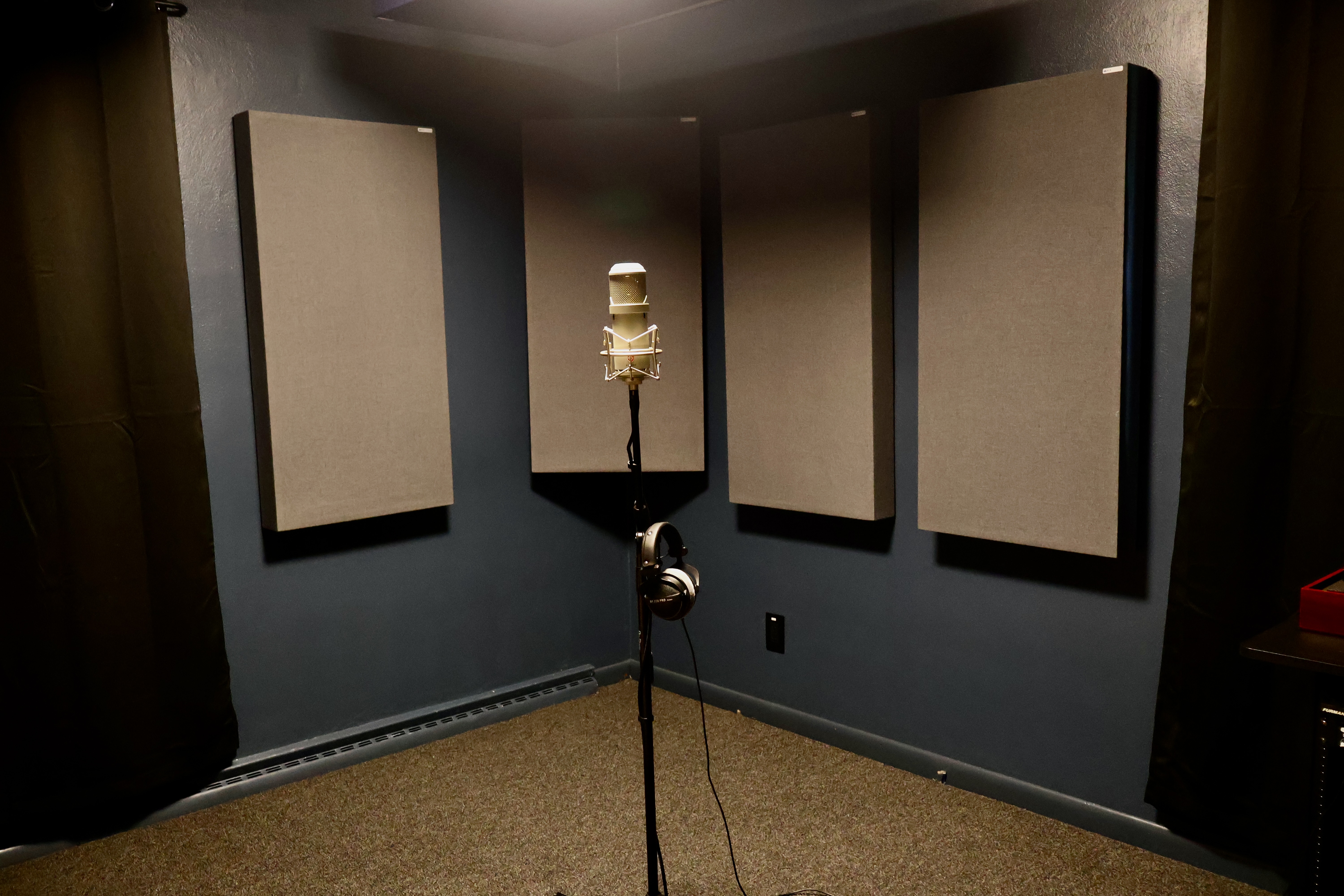 Recording microphone in FutureWave Studio